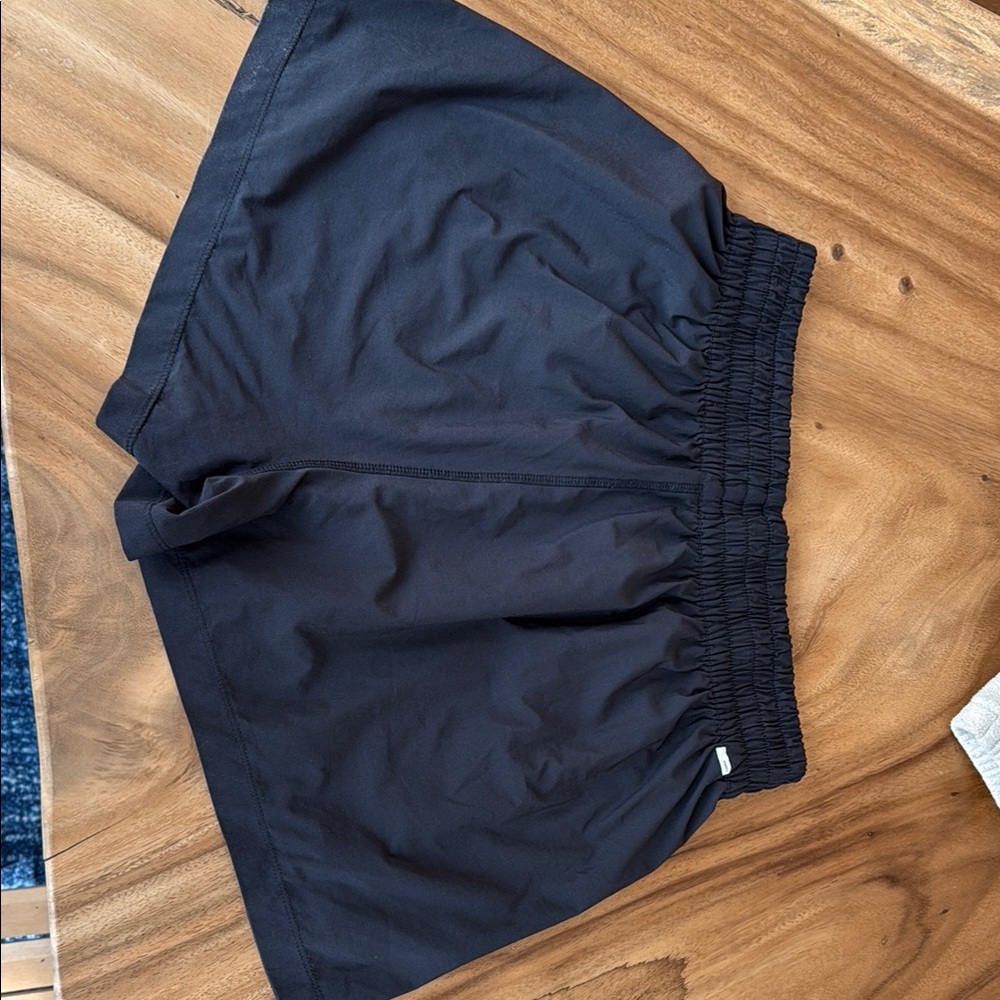 Vuori Villa shorts (black)